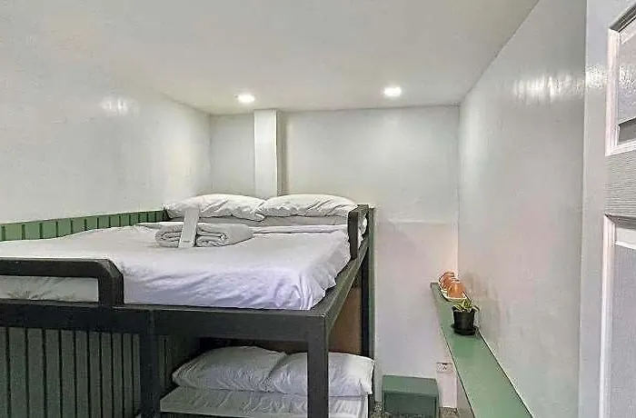 Backpackers' Hotel